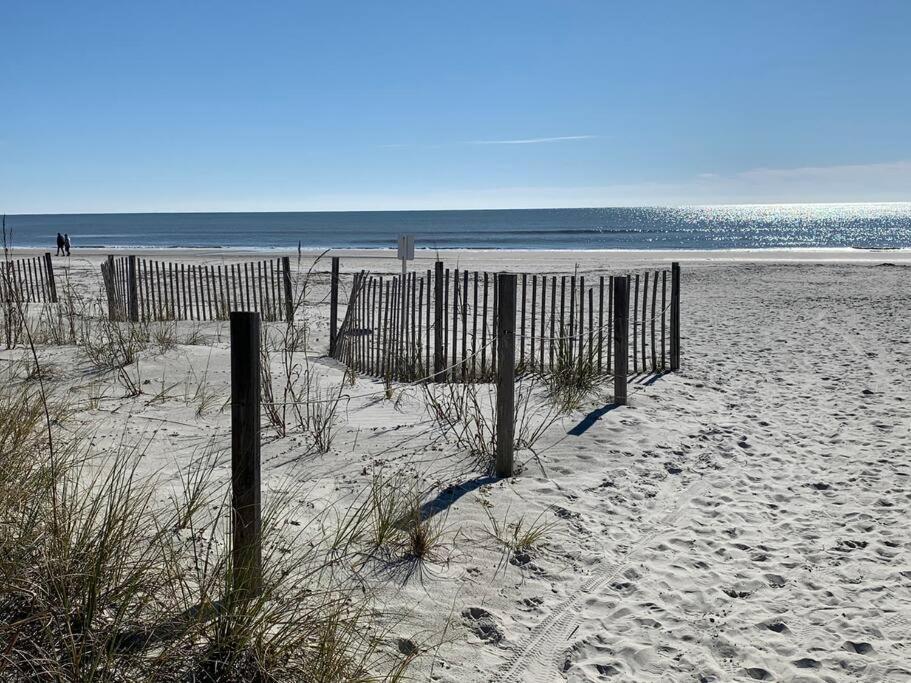 Sunnydaze-Steps To The Ocean King Bed, Free Bikes! Appartement Hilton Head Island Buitenkant foto