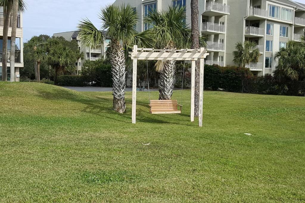 Sunnydaze-Steps To The Ocean King Bed, Free Bikes! Appartement Hilton Head Island Buitenkant foto